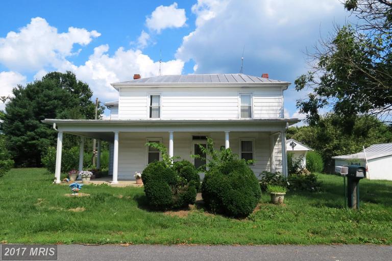 312 4TH Street - Photo 1