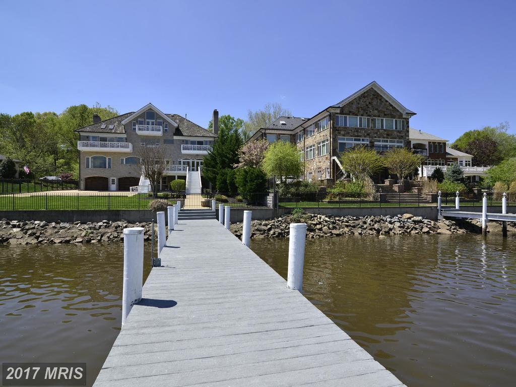 103 Poplar Lane - Photo 1