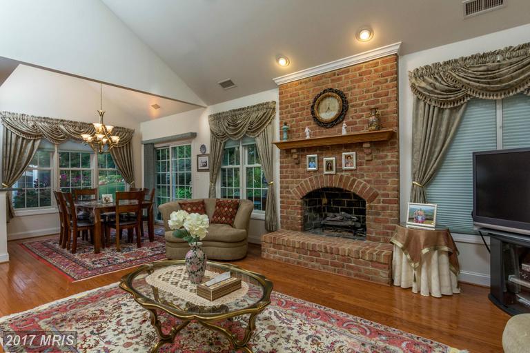 2625 Salford Drive - Photo 1