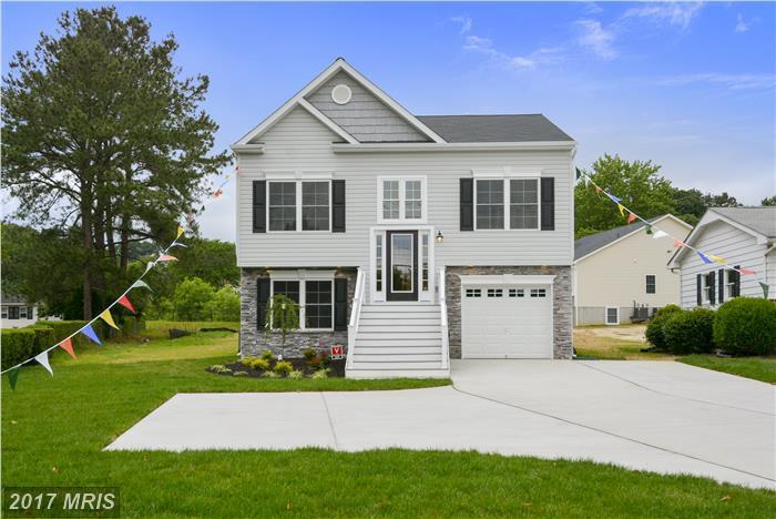 402 Wellham Avenue - Photo 1