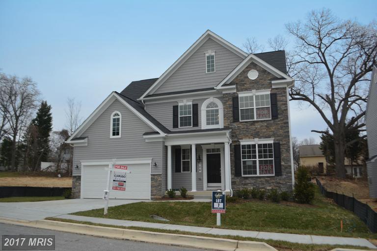706 Columbus Drive - Photo 1