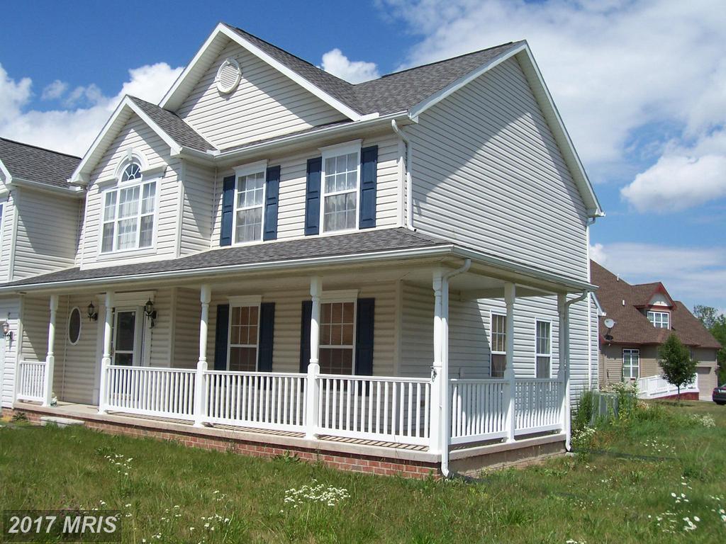 111 Laura Lane - Photo 1