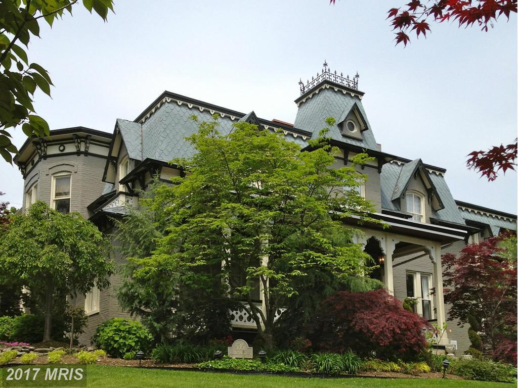 535 Washington Street - Photo 1