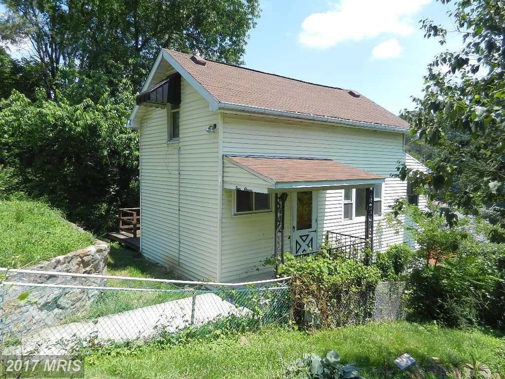 411 Hill Street - Photo 1
