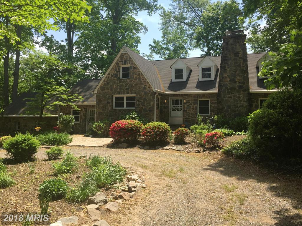 5729 Mineral Avenue - Photo 1