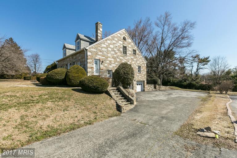 6711 Loch Raven Boulevard - Photo 1