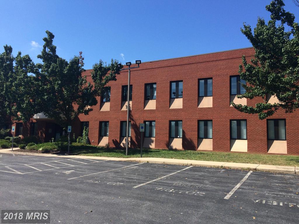 400 Foxcroft Avenue - Photo 1