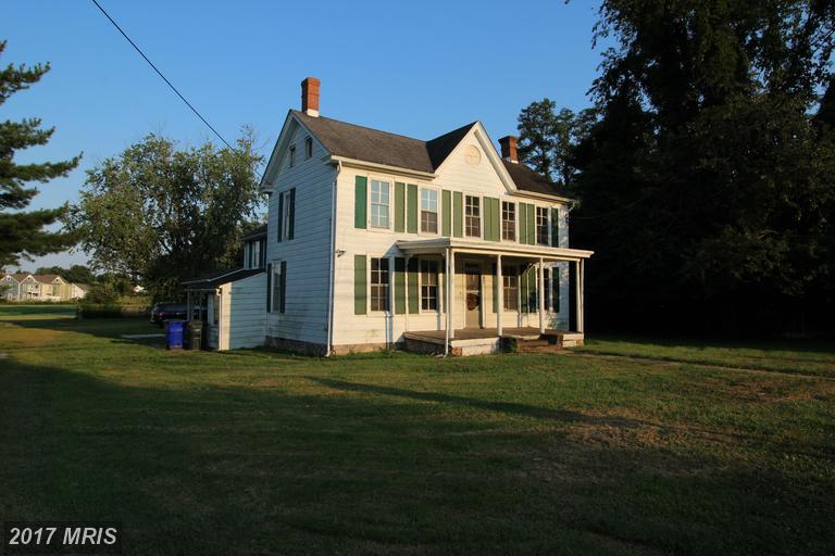 134 Bohemia Avenue - Photo 1
