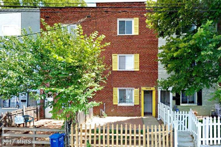 2252 Mount View Place - Photo 1