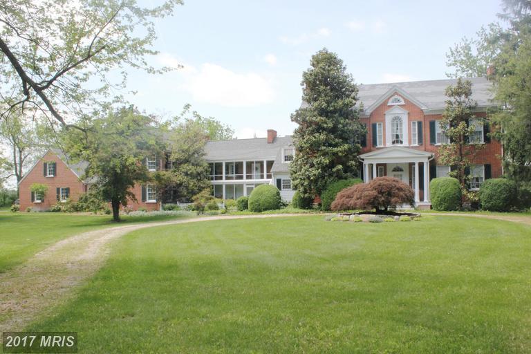1827 Earle Road - Photo 1