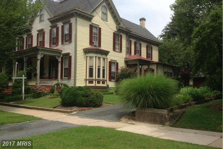 402 High Street - Photo 1