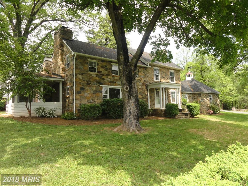 18421 Airmont Road - Photo 1