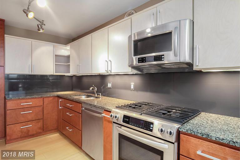 4620 Park Avenue - Photo 1