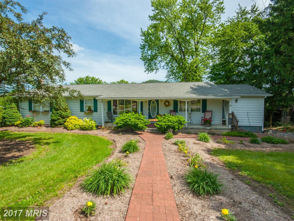 203 Hammond Street - Photo 1