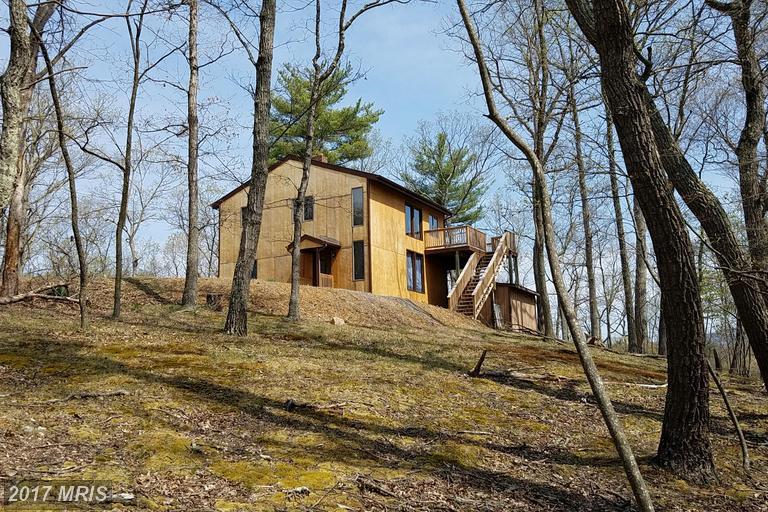 826 Pioneer Trail - Photo 1