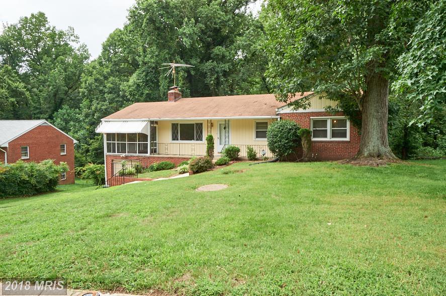 4914 Sharon Road - Photo 1