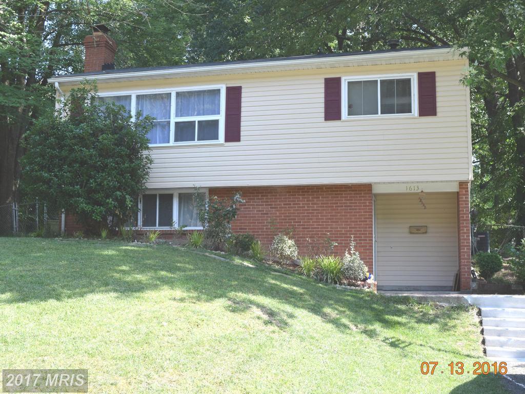 1613 Maryland Avenue - Photo 1