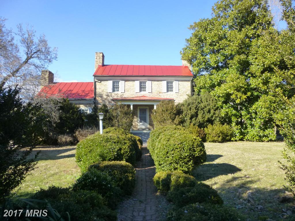 437 Yancey Road - Photo 1