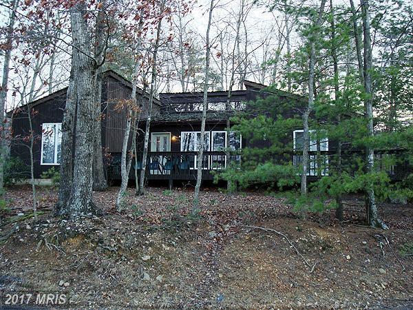 203 Brenda Lane - Photo 1