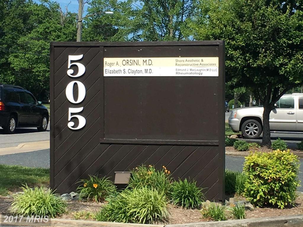 505 Dutchmans Lane - Photo 1