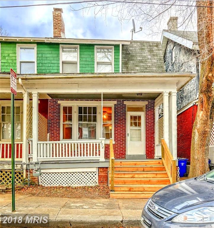 454 Park Place - Photo 1