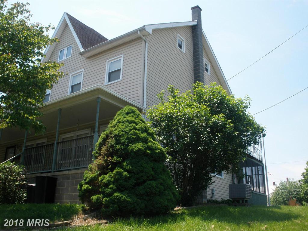405-407 Burhans Boulevard - Photo 1