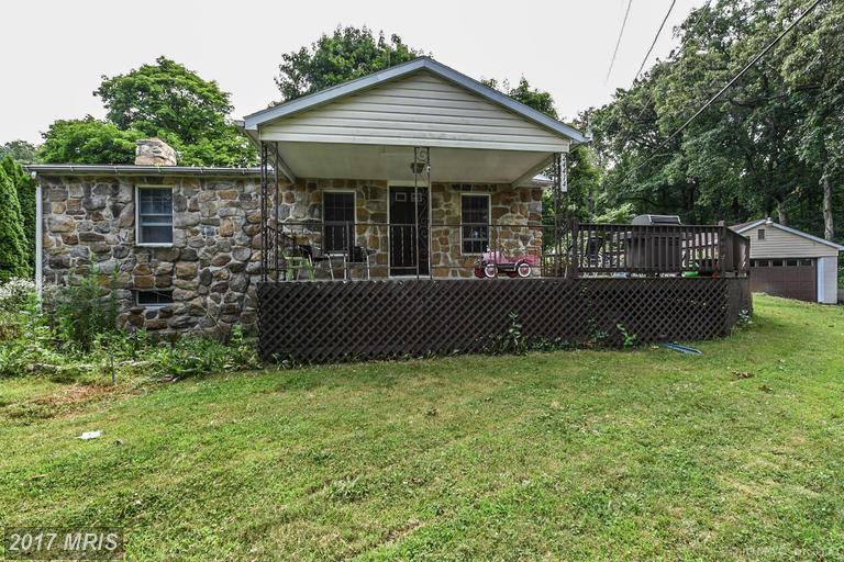 24414 Graham Avenue - Photo 1