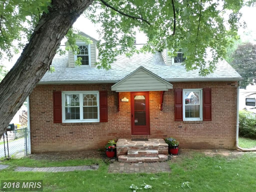 206 Charles Road - Photo 1