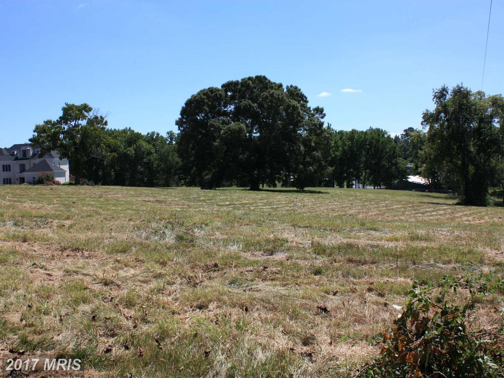 13 Mullen Lane - Photo 1