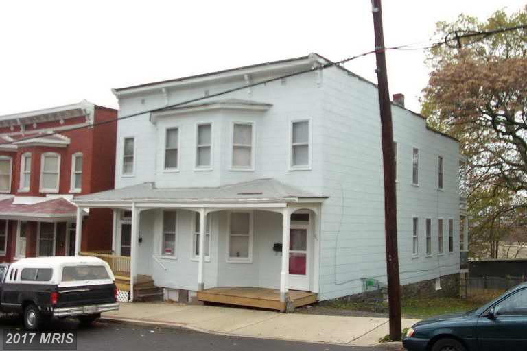 207 Maryland Avenue - Photo 1