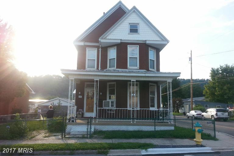 1101 Lafayette Avenue - Photo 1