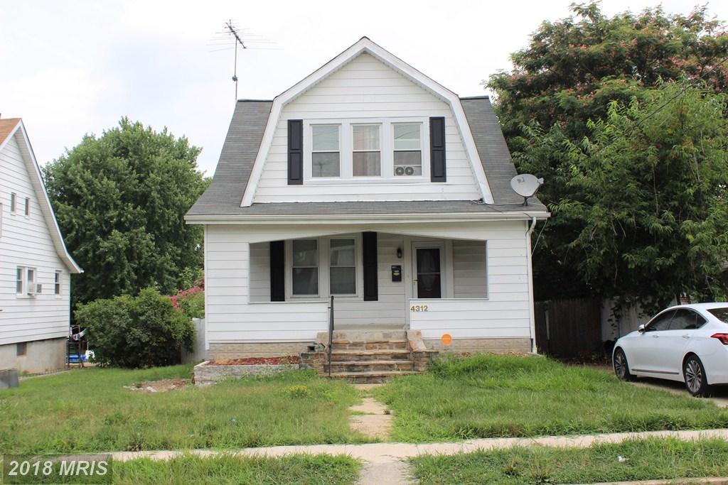 4312 Arizona Avenue - Photo 1