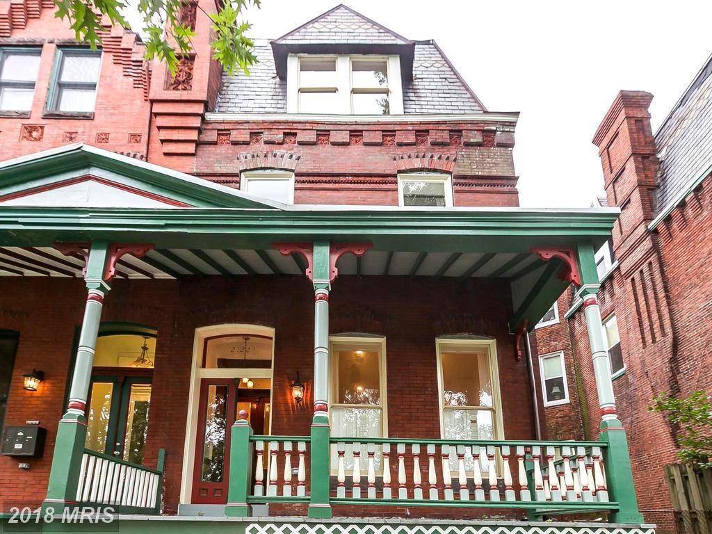 2122 Mount Royal Terrace - Photo 1