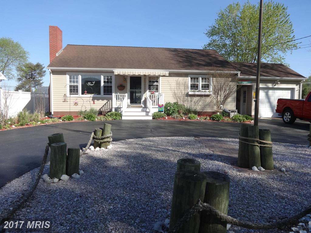502 Academy Street - Photo 1