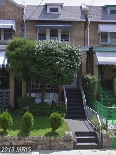2905 12TH Street - Photo 1