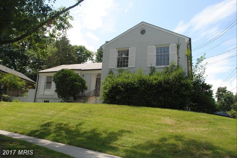 2960 Garfield Terrace - Photo 1