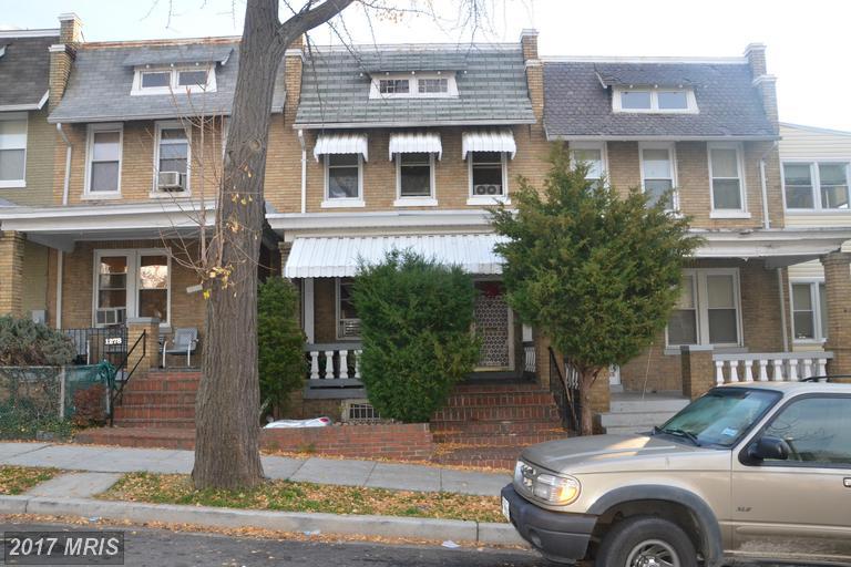 1280 Holbrook Terrace - Photo 1