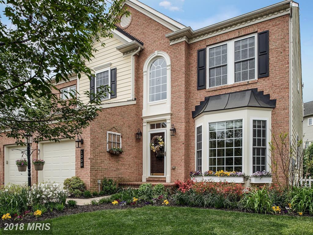 1008 Hotchkiss Court - Photo 1