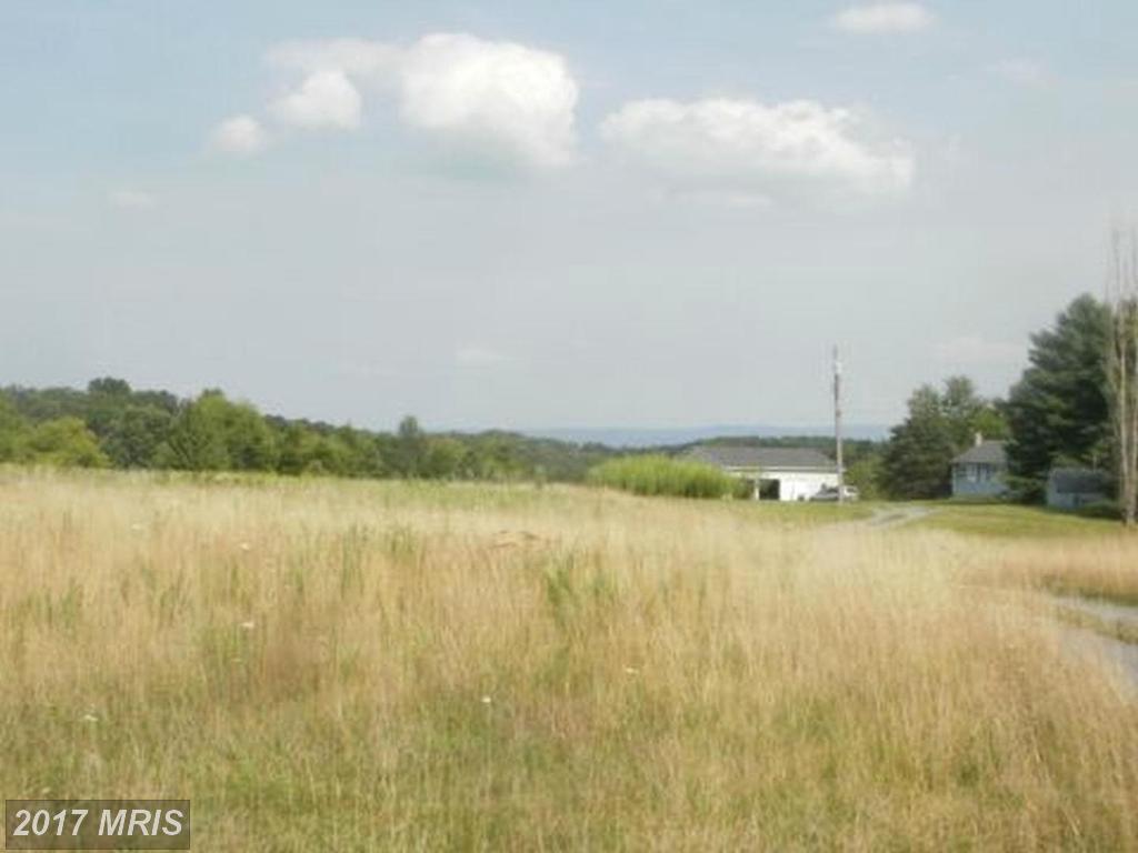 Enger Court - Photo 1