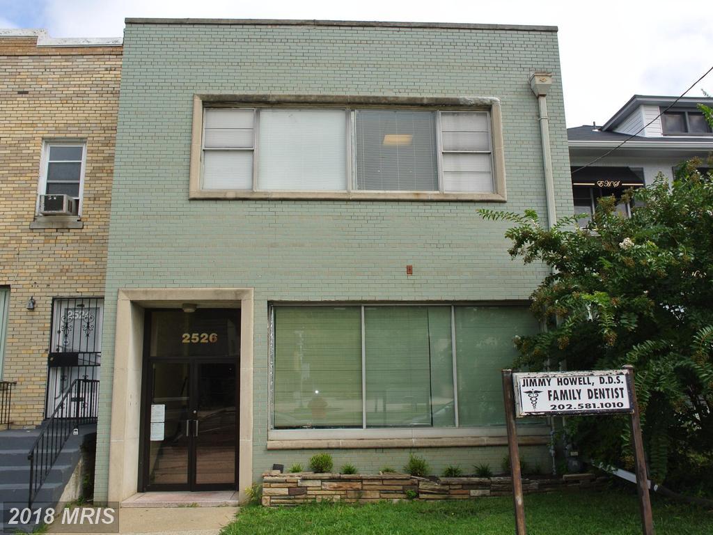 2526 Pennsylvania Avenue - Photo 1