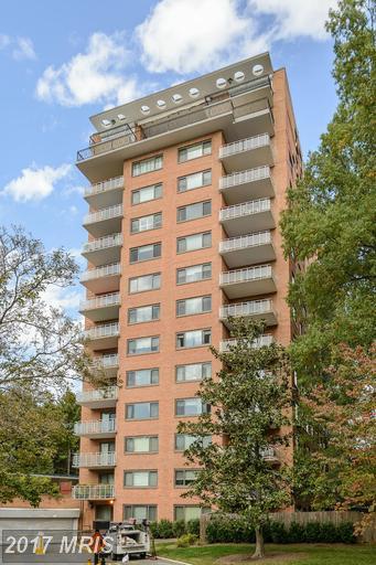 4201 Cathedral Avenue - Photo 1
