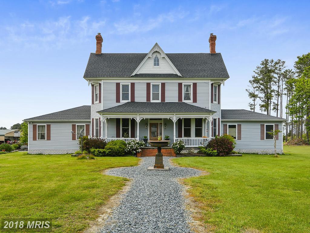 712 Hills Point Road - Photo 1