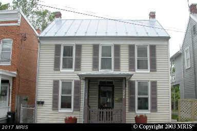 226 7TH Street - Photo 1