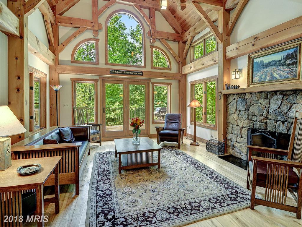 990 Millwood Lane - Photo 1