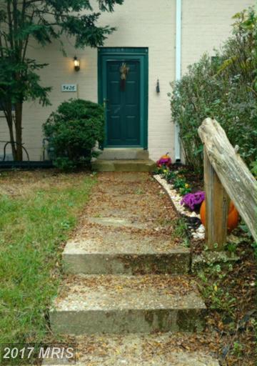 5426 Hildebrand Court - Photo 1