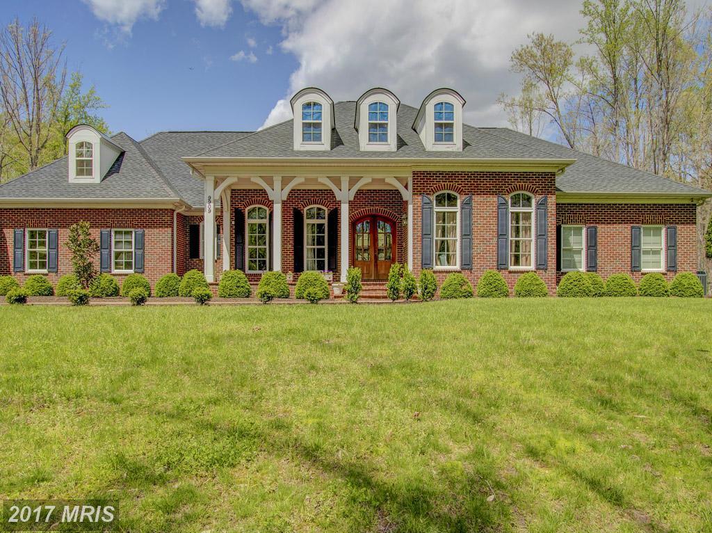 9909 Angle Way - Photo 1
