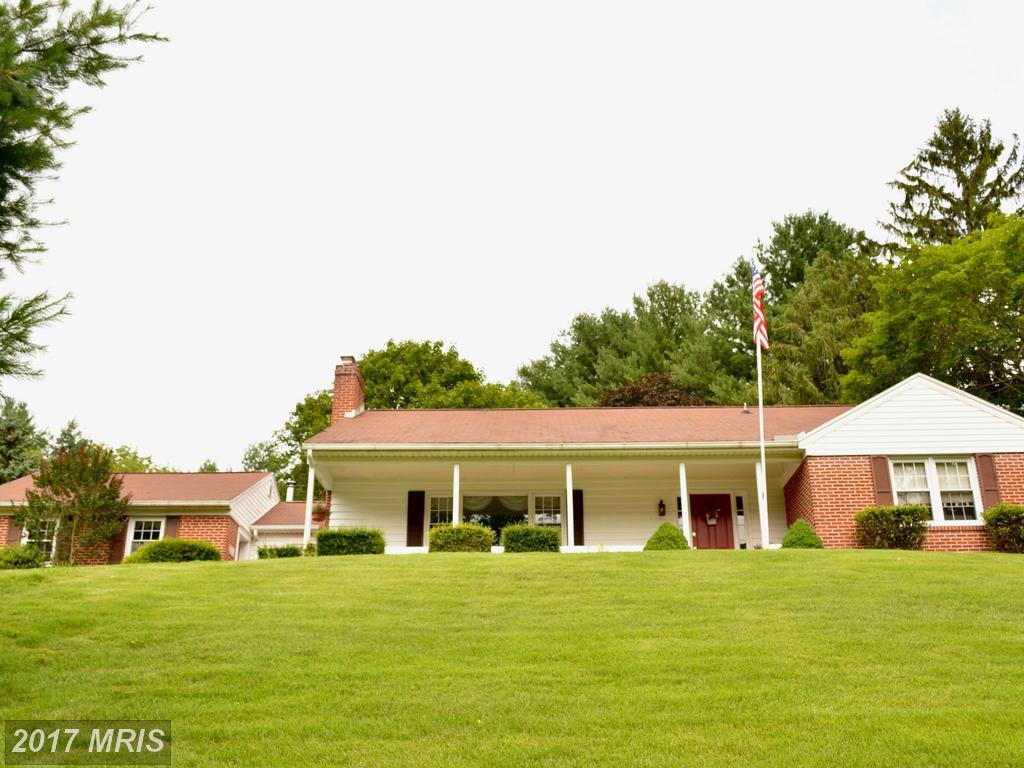 1139 Greenway Road - Photo 1