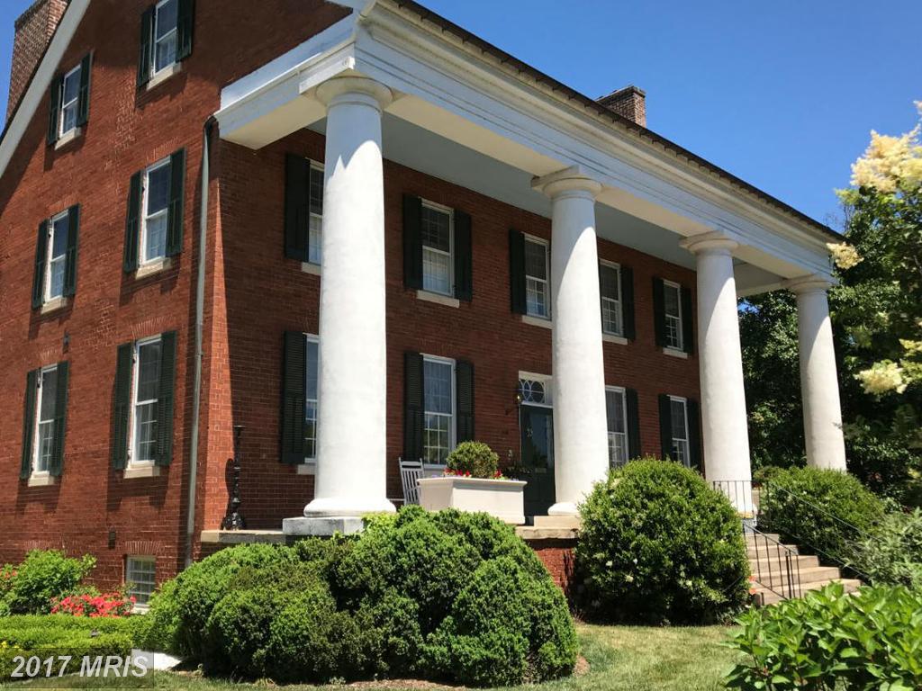 307 Amelia Street - Photo 1