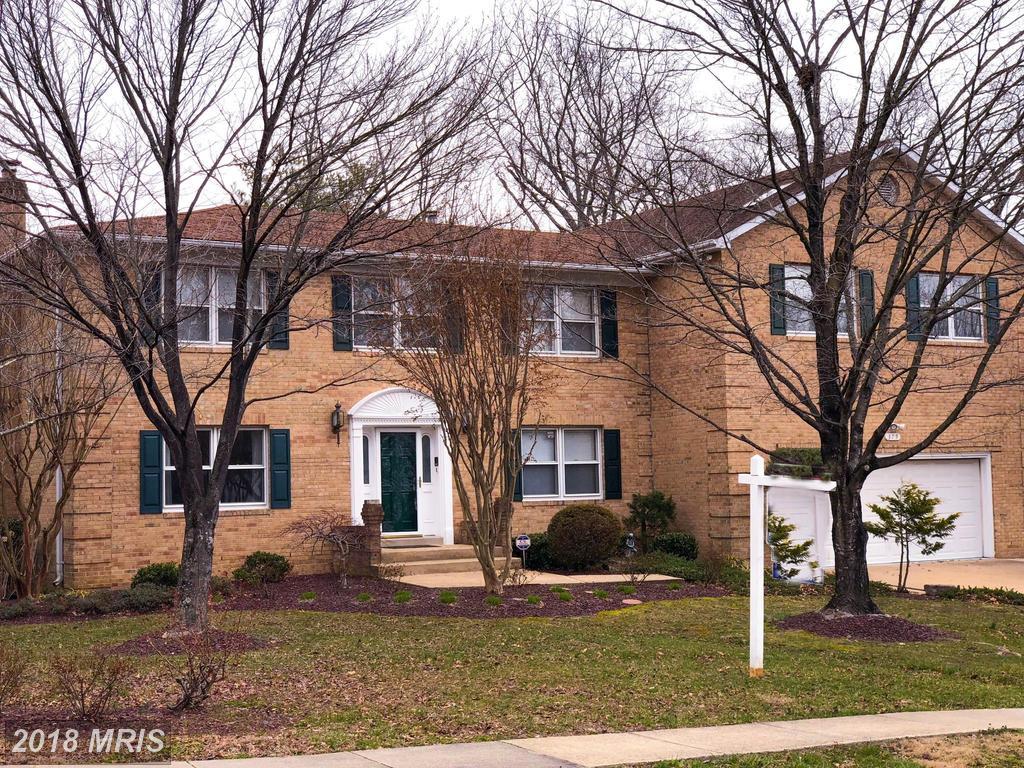 379 Berkshire Drive - Photo 1