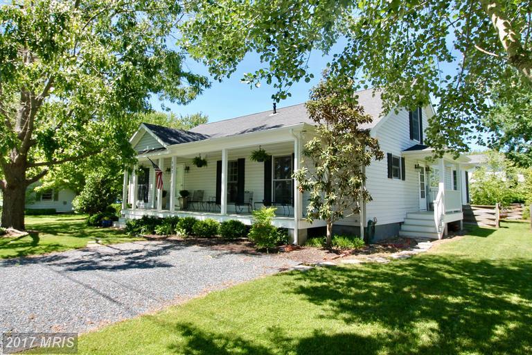 107 Riverview Avenue - Photo 1